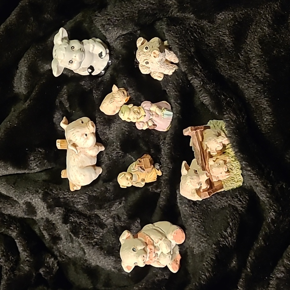 Vintage 9 Pig Figurines one is salt shaker